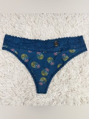 TORRID Curve Blue Lace-Trim Ombré Skull Thong Panty Plus Size 4 NWT